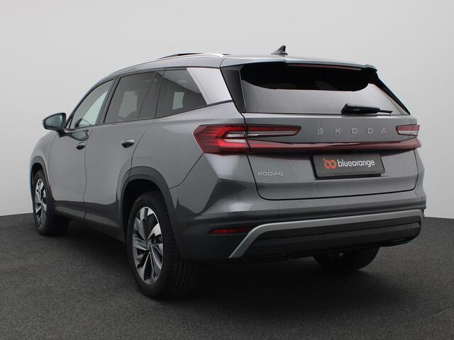 Skoda Kodiaq 1.5 TSI MHEV Business Edition Plus 7p. 150PK DSG Panoramadak, Trekhaak wegklapbaar, 19" LM velgen, Matrix LED verlichting, Achteruitrijcamera, Keyless, Elektr. Achterklep