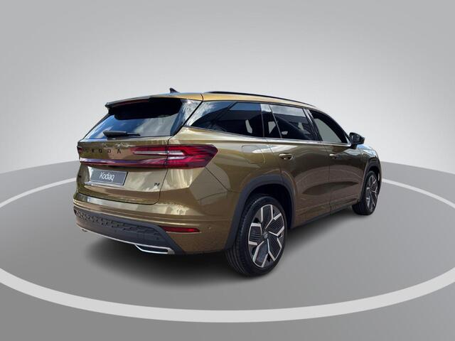 Skoda Kodiaq Sportline Business 1.5 TSI PHEV 150 kW/204PK | Dynamic Chassis Control | Head-up display | Parkeer Pakket | Winter Pakket | Comfort Pakket |