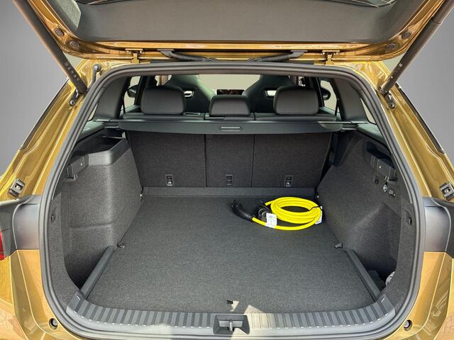 Skoda Kodiaq Sportline Business 1.5 TSI PHEV 150 kW/204PK | Dynamic Chassis Control | Head-up display | Parkeer Pakket | Winter Pakket | Comfort Pakket |