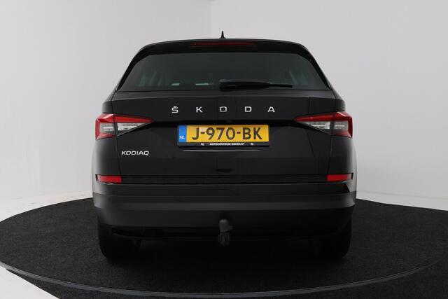 Skoda Kodiaq 1.5 TSI Business Edition 7p. (TREKHAAK WEGKLAPBAAR, NAVI, CAMERA, PDC, STOELVERWARMING, 1e