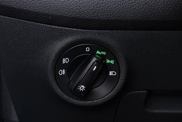 Skoda Kodiaq 1.5 TSI Business Edition 7p. (TREKHAAK WEGKLAPBAAR, NAVI, CAMERA, PDC, STOELVERWARMING, 1e