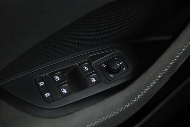 Skoda Kodiaq 1.5 TSI MHEV Sportline Business 7p | Pano | Elek. Trekhaak | Apple CarPlay | Camera | Adapt. Cruise | Keyless | 20''
