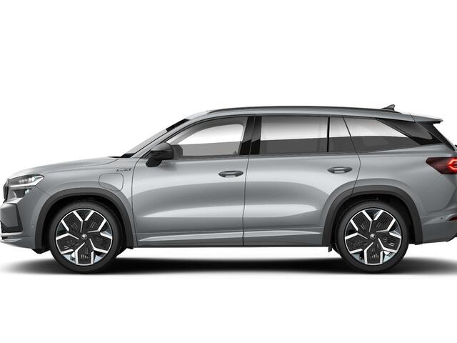 Skoda Kodiaq 1.5 TSI PHEV Sportline Business 204 pk 6 versn. DSG | Comfort Pakket | Panorama Dak | Dynamic Chassis Control Pakket | Head-up display | Parkeer Pakket | Trekhaak | Winter Pakket | Velgen: 20" lichtmetalen velgen Rila aero, antraciet zwart