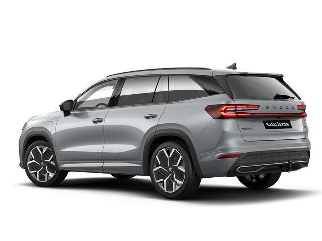 Skoda Kodiaq 1.5 TSI PHEV Sportline Business 204 pk 6 versn. DSG | Comfort Pakket | Panorama Dak | Dynamic Chassis Control Pakket | Head-up display | Parkeer Pakket | Trekhaak | Winter Pakket | Velgen: 20" lichtmetalen velgen Rila aero, antraciet zwart