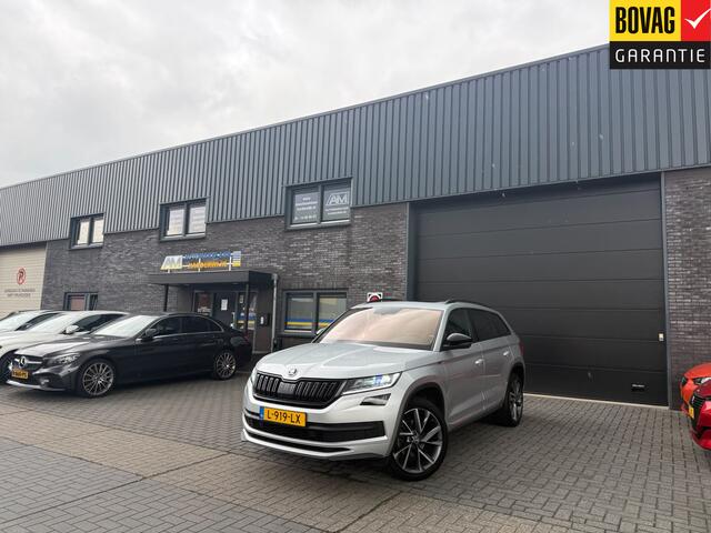 Skoda Kodiaq 1.5 TSI Sportline Business | 1E EIGENAAR | 3/6/12 MND GARANTIE | AUTOMAAT | PANO | LED | DAB | MEMORY | CARPLAY | DIGITAAL COCKPIT | TREKHAAK |