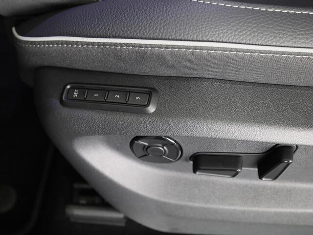 Skoda Kodiaq 1.5 TSI PHEV Sportline Business | Panoramadak | Trekhaak | Winterpakket | Blind Spot |