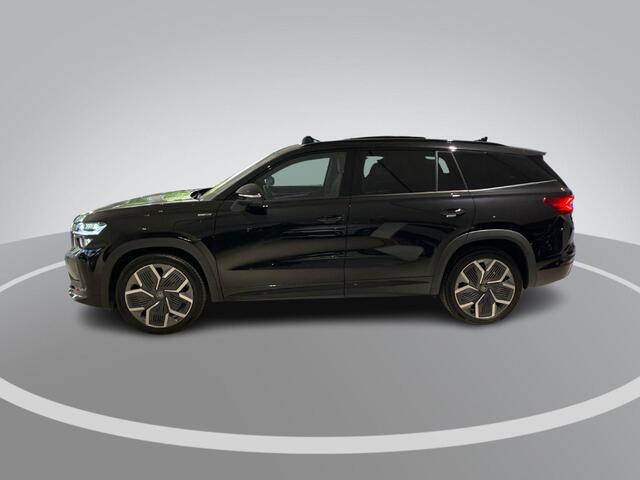 Skoda Kodiaq 1.5TSI 150kW/204PK PHEV Sportline · Panoramadak · Trekhaak · 360°Camera + Parkeersensoren · Canton Audio · Garantie t/m 13-05-2027