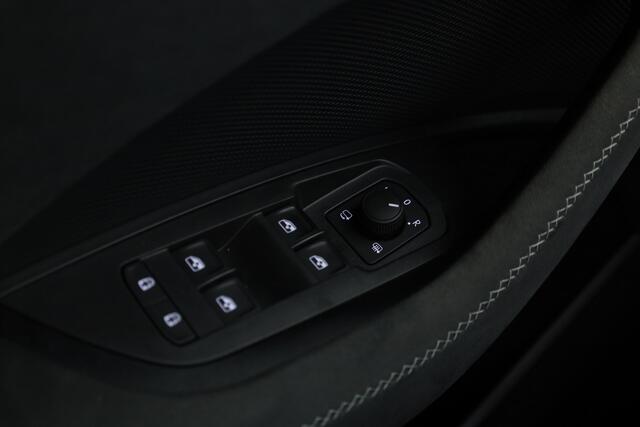 Skoda Kodiaq 1.5 TSI MHEV Sportline Business 7p | Rijklaar! | S/K-Dak | E-Trekhaak | Memory | Stuur-Stoelverw. | Dig. Cockpit | Camera+PDC | E-Klep | LED | Adapt. Cruise | Nav+App.Connect | E-Spiegels | Climate V