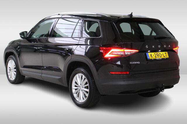 Skoda Kodiaq 1.5 TSI Business Edition DSG 7-Persoons Navigatie | Parkeercamera | 18" Velgen | Trekhaak