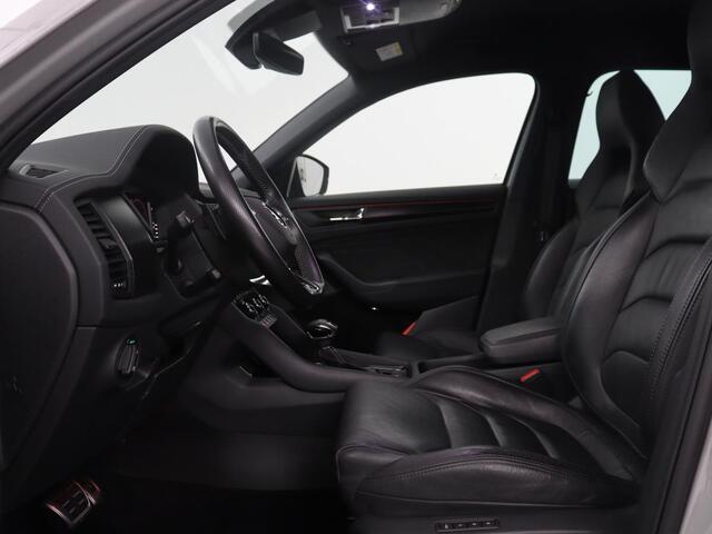 Skoda Kodiaq 1.5 TSI Sportline Business | Leder | Memory | Adaptive cruise | Stoelverwarming | Camera | Park assist | Sfeerverlichting | Bluetooth | Navigatie | Elektrische achterklep | Trekhaak