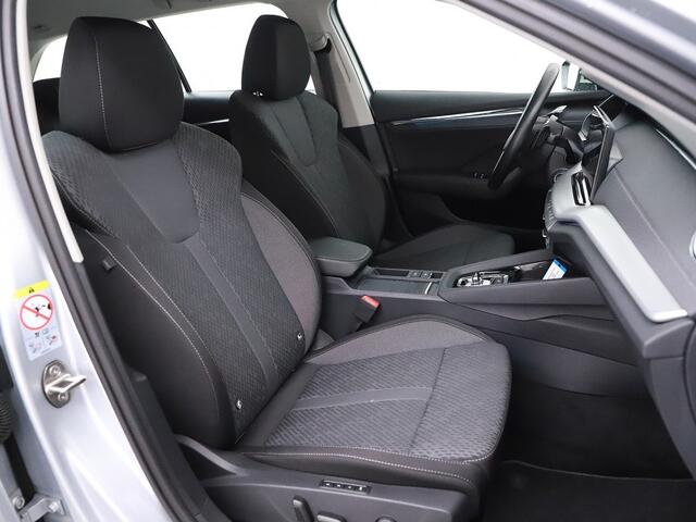 Skoda OCTAVIA Combi 1.4 TSI iV PHEV Business Edition Plus | LED | Stoelverw. | Memory | HUD | DAB | Standkachel | Keyless | Sfeerverlichting | Elek 04-2021 65.058 KM