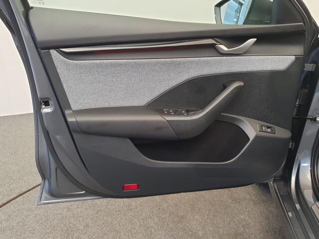 Skoda OCTAVIA Combi 1.5 TSI MHEV 115pk DSG/AUT Business Edition Camera, Winterpakket, Keyless