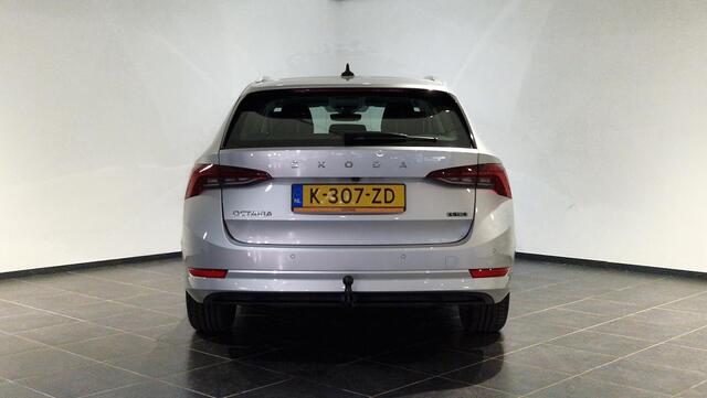 Skoda OCTAVIA Combi 1.0 e-TSI Business Edition | Trekhaak | Camera