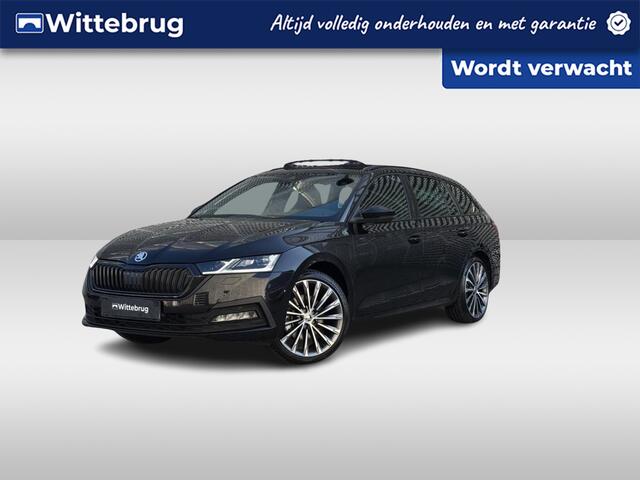Skoda OCTAVIA Combi 1.4 TSI iV PHEV Sportline 19'' / Panoramadak / LED Matrix / Side Assist / Verwarmbare stoelen / Skoda