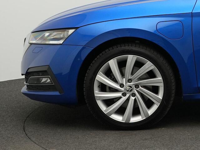 Skoda OCTAVIA Combi Business Edition 1.4 TSI iV 204 pk PHEV | Pano | Leder | CANTON | 18 inch