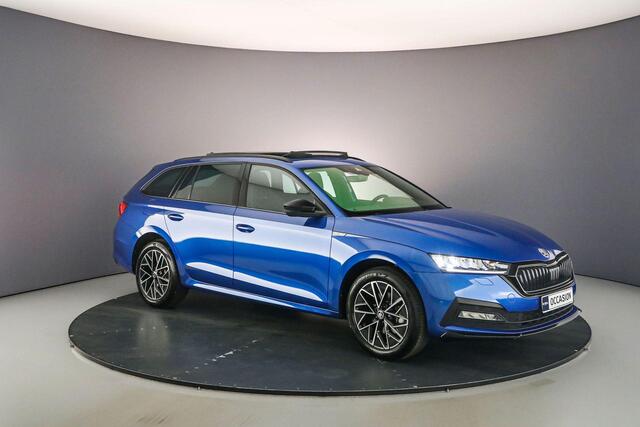 Skoda OCTAVIA Combi Sportline Business 1.4 TSI PHEV 204pk DSG Automaat Panoramadak, Adaptive cruise control, Elektrische achterklep, Navigatie, Achteruitrijcamera, Stoelverwarming