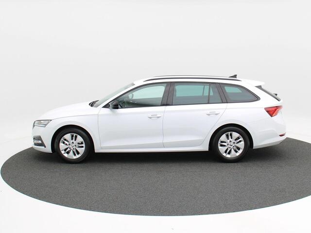 Skoda OCTAVIA Combi 1.0 TSi 110 Pk Sport Business | Adaptive Cruise | Climate Control | Stoelverwarming | Parkeersensoren | Bluetooth | Navigatie | 60.816 Km!!
