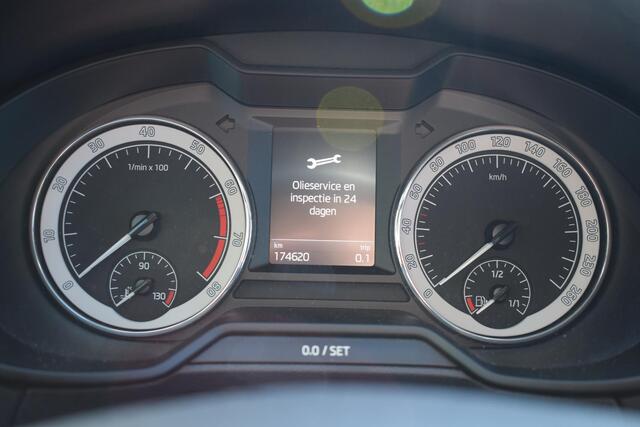 Skoda OCTAVIA Combi 1.5 TSI Greentech Style