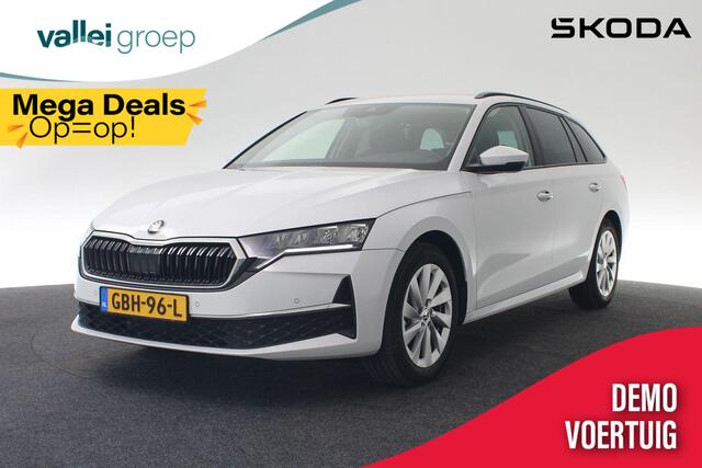 Skoda OCTAVIA Combi First Edition 1.5 TSI 115 pk DSG | ACC | Keyless | Elektrische achterklep | 17 inch
