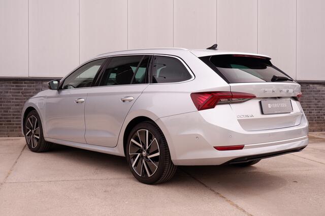 Skoda OCTAVIA Combi 1.4 TSI iV PHEV Business Edition | Head-Up | Carplay | LED | Camera | Memory | Navi | Sfeerverl.