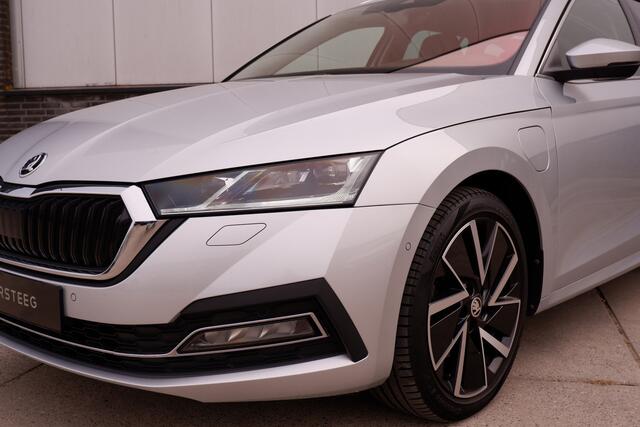 Skoda OCTAVIA Combi 1.4 TSI iV PHEV Business Edition | Head-Up | Carplay | LED | Camera | Memory | Navi | Sfeerverl.