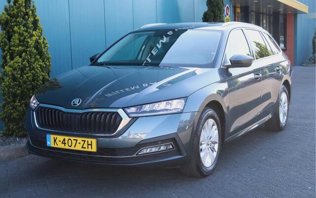 Skoda OCTAVIA Combi 1.0 TSI Business Edition CLIMA|ADAPT.CRUISE|CARPLAY|NAV|STUURVERW&STOELVERW|PDC|LMV