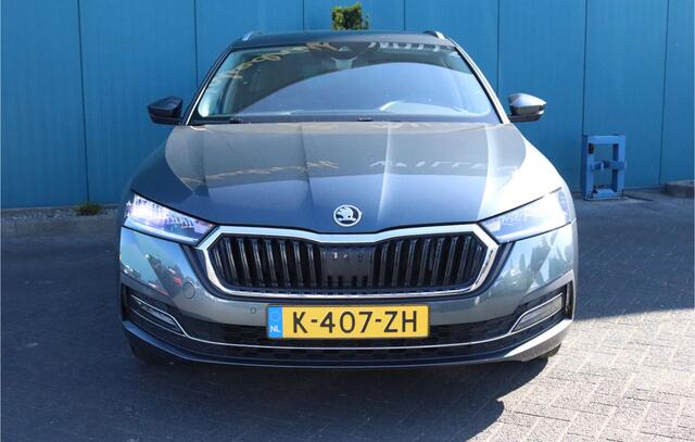 Skoda OCTAVIA Combi 1.0 TSI Business Edition CLIMA|ADAPT.CRUISE|CARPLAY|NAV|STUURVERW&STOELVERW|PDC|LMV