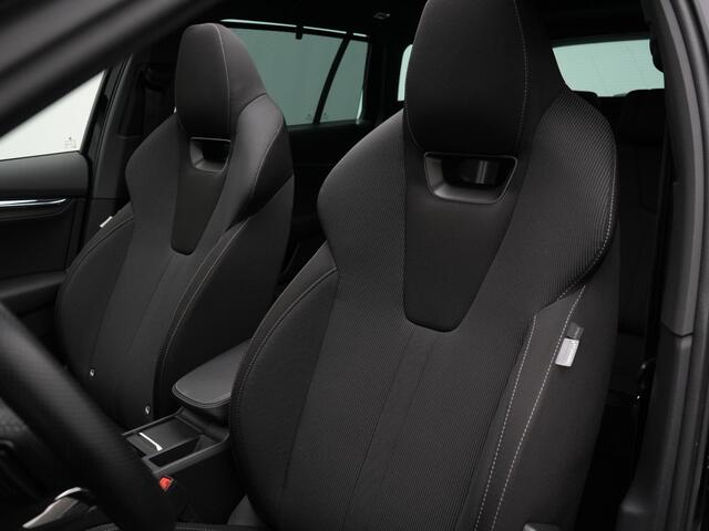 Skoda OCTAVIA Combi Sportline 1.5 TSI 150 pk DSG | Pano | Full LED Matrix koplampen | Achteruitrijcamera | Stoelverwarming | Cruise Control | 18 inch