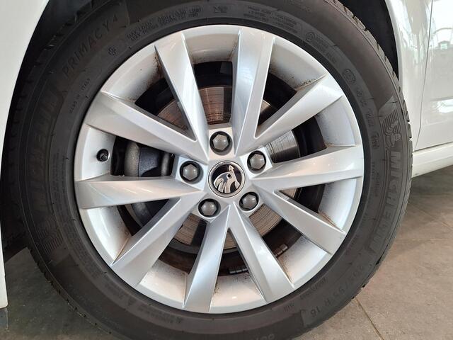 Skoda OCTAVIA Combi 1.5 TSI 150 DSG Greentech Business Edition | DAB+ | Trekhaak | Adaptieve cruise control | 1e eigenaar!