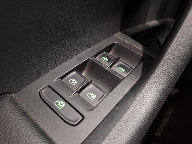 Skoda OCTAVIA Combi 1.5 TSI 150 DSG Greentech Business Edition | DAB+ | Trekhaak | Adaptieve cruise control | 1e eigenaar!