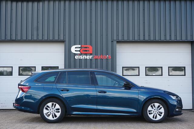 Skoda OCTAVIA Combi 1.0 TSI Sport Business | TREKHAAK | FULL LED | KEYLESS |