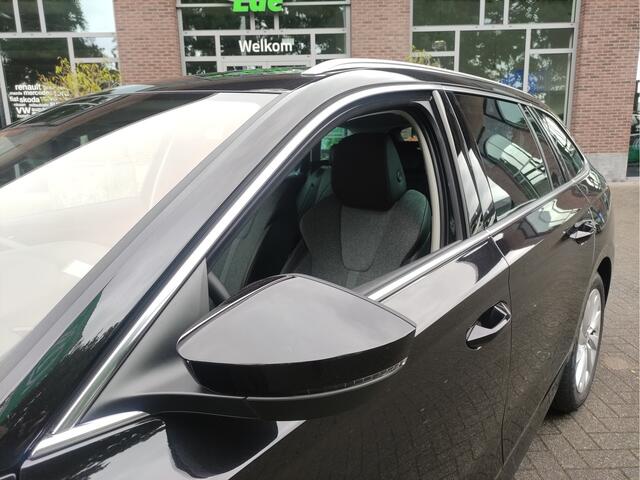 Skoda OCTAVIA Combi 1.5 TSI MHEV DSG Business Edition Plus Adaptieve Cr.control - Stoel+Stuurverwarming - Led Matrix verlichting - Bagagepakket - Zonneschermen
