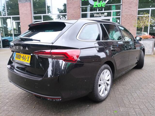 Skoda OCTAVIA Combi 1.5 TSI MHEV DSG Business Edition Plus Adaptieve Cr.control - Stoel+Stuurverwarming - Led Matrix verlichting - Bagagepakket - Zonneschermen