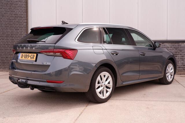 Skoda OCTAVIA Combi 1.5 e-TSI Business Edition Plus | Trekhaak | Head-Up | Carplay | LED | Sfeerverl. | Camera | Memory