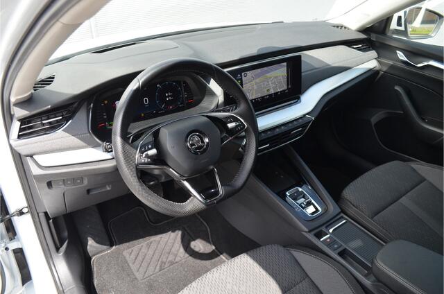 Skoda OCTAVIA Combi 1.4 TSI iV PHEV BUSINESS EDITION | PLUG IN HYBRID | 18'' L.M. | VIRTUEEL DASH | HEAD UP | MEMORY STOELEN | DODE HOEK ASSISTENT | ALL IN RIJKLAARPRIJS