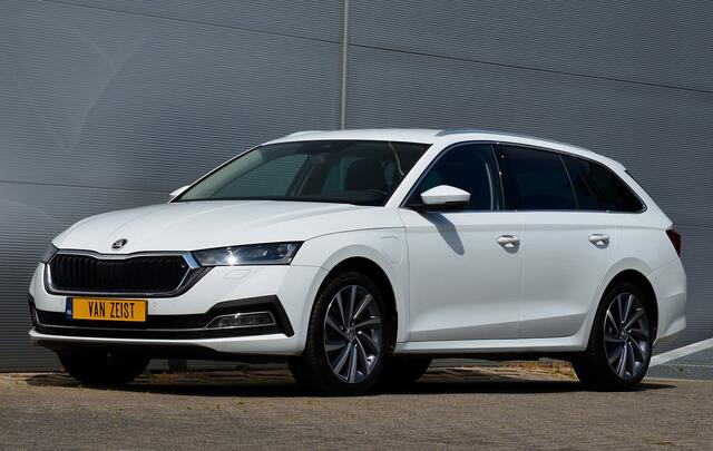 Skoda OCTAVIA Combi 1.4 TSI iV PHEV BUSINESS EDITION | PLUG IN HYBRID | 18'' L.M. | VIRTUEEL DASH | HEAD UP | MEMORY STOELEN | DODE HOEK ASSISTENT | ALL IN RIJKLAARPRIJS