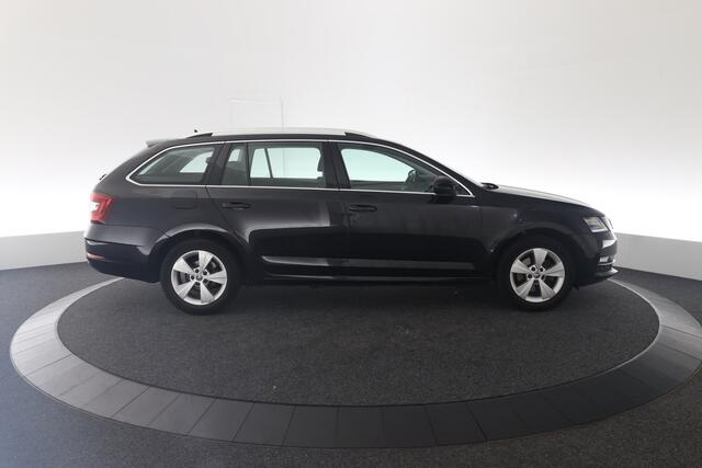 Skoda OCTAVIA Combi 1.5 TSI Greentech Business Edition
