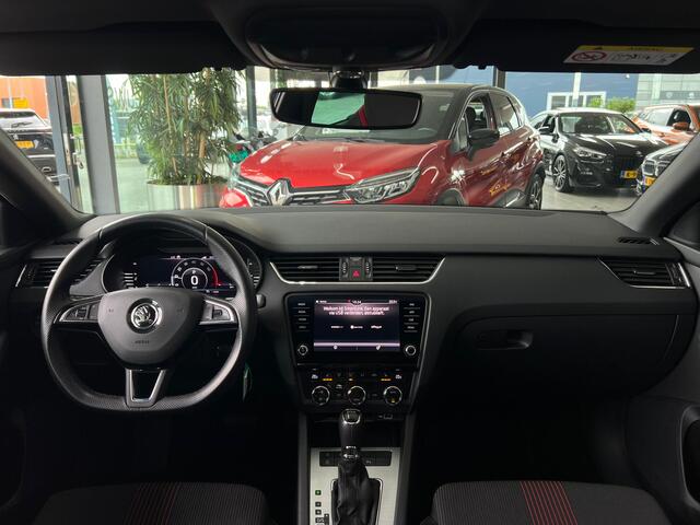 Skoda OCTAVIA Combi 1.5 TSI Greentech Sport Business NL AUTO | PANO | SPORTSTOELEN | CARPLAY |