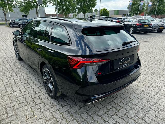 Skoda OCTAVIA Combi 1.4 TSI RS iV PHEV Business Pano, virtual cockpit, elek stoelen