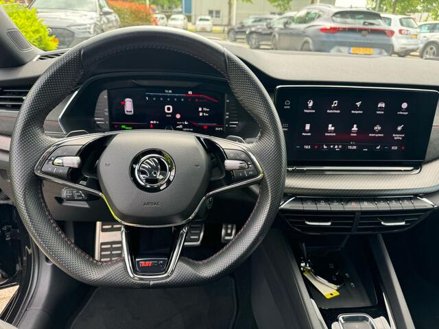 Skoda OCTAVIA Combi 1.4 TSI RS iV PHEV Business Pano, virtual cockpit, elek stoelen