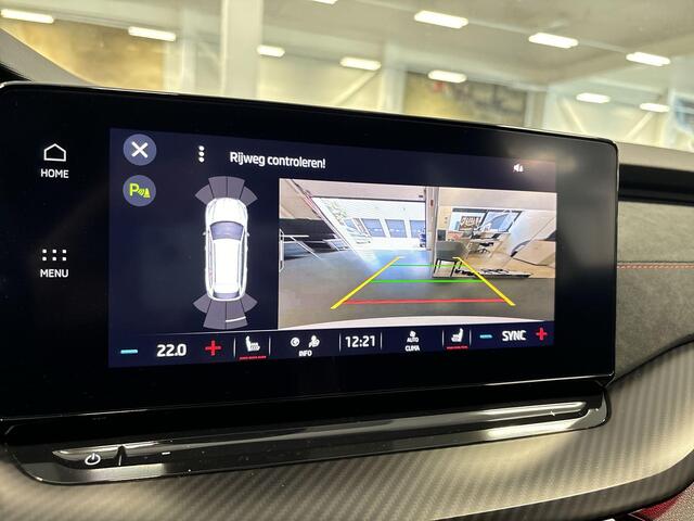 Skoda OCTAVIA Combi 1.4 Tsi 245pk iV RS · Keyless · Camera · Elek. Achterklep · Apple/Android Car Play · Navi · 18'' Inch ·