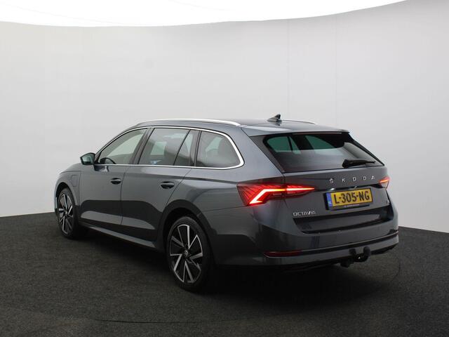 Skoda OCTAVIA Combi Business Edition 1.4 TSI PHEV 204pk DSG Automaat Trekhaak, Achteruitrijcamera, Navigatie, Stoelverwarming, Parkeersensoren, Verwarmde voorruit, LED koplampen