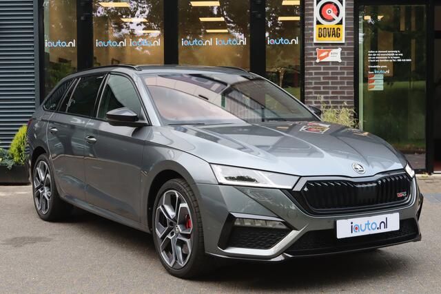 Skoda OCTAVIA Combi 1.4 TSI RS iV PHEV Matrix LED/ACC/Keyless/Camera/Head-up/Columbus/Trekhaak wegkl./19"