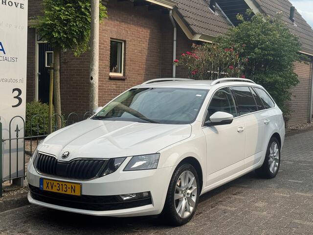 Skoda OCTAVIA Combi 1.6 TDI Greentech Clever Edition Lichtmetalen velgen/Cruise Control/Parkeersensoren