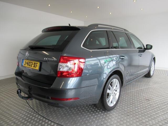 Skoda OCTAVIA 1.5 TSI Automaat Business Edition, Trekhaak
