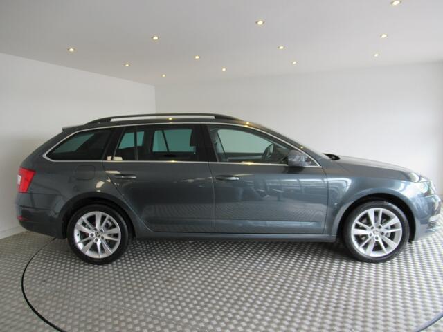 Skoda OCTAVIA 1.5 TSI Automaat Business Edition, Trekhaak