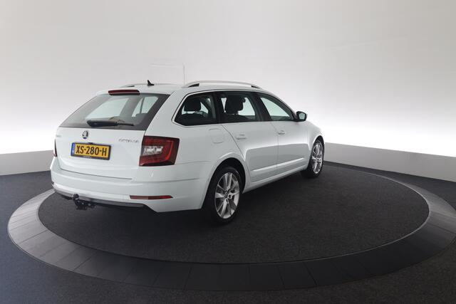 Skoda OCTAVIA Combi 1.0 TSI Greentech Style Business | Trekhaak | Camera | Canton