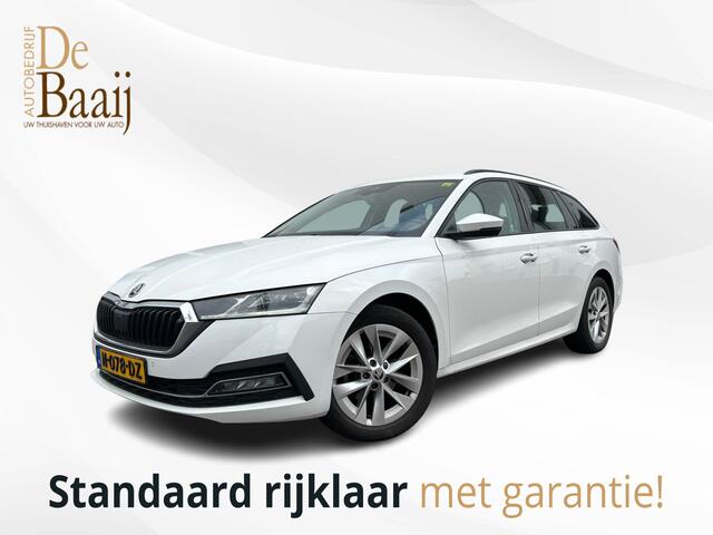 Skoda OCTAVIA Combi 1.5 TSI First Edition | Navi | Parkeerhulp | Optiek zwart | 150pk!