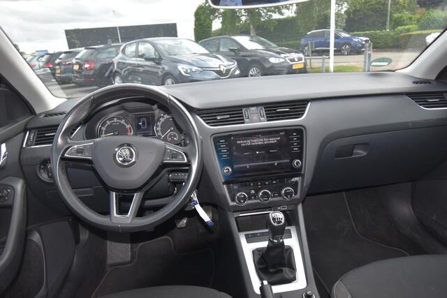Skoda OCTAVIA Combi 1.0 TSI Greentech Business Edition , NAVI , CLIMATR , CR CONTR , LMV16 , PDC A , MISTL V ,