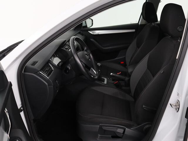 Skoda OCTAVIA 1.0 TSI Ambition | Carplay | Navigatie | Climate control | Parkeerhulp | Cruise control | LED